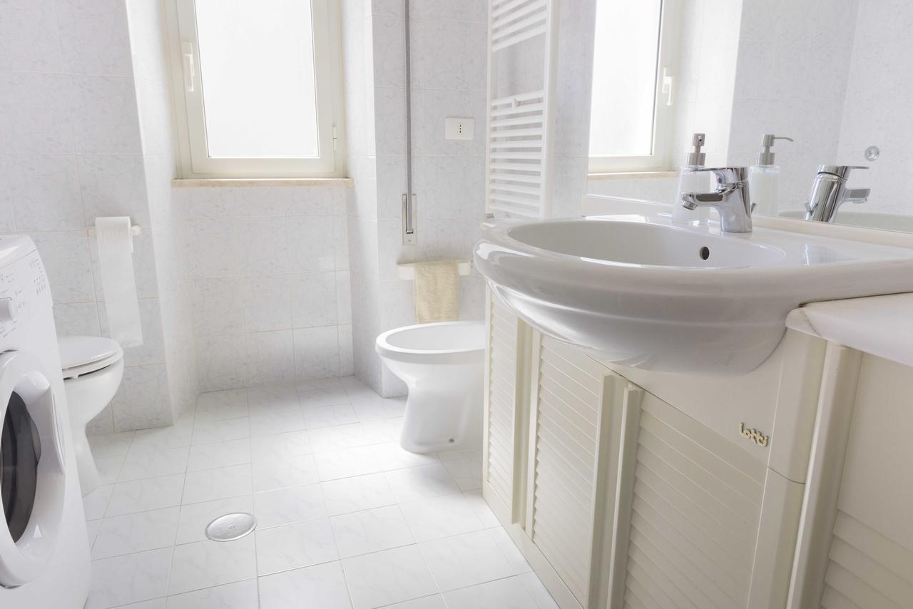 Michelangelo Apartment Civitavecchia Extérieur photo