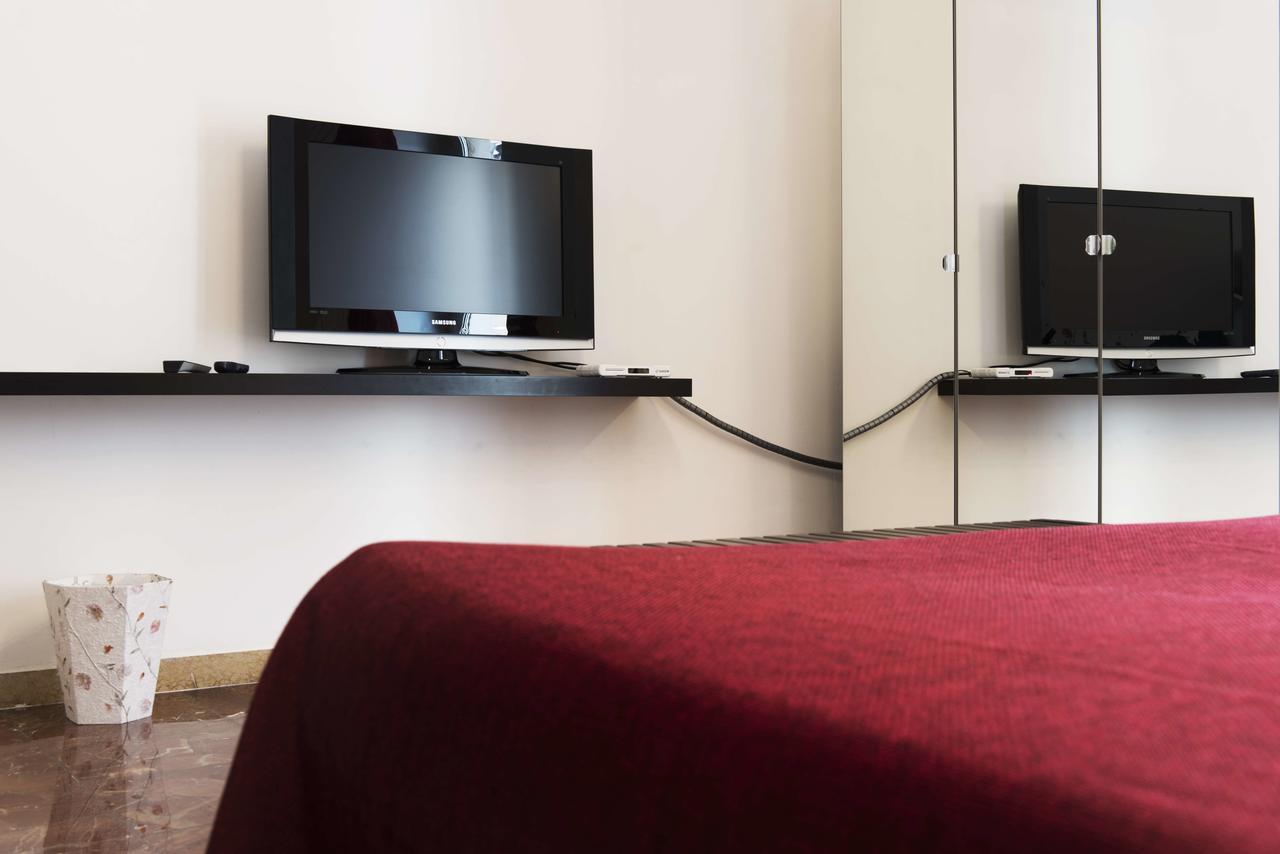Michelangelo Apartment Civitavecchia Extérieur photo